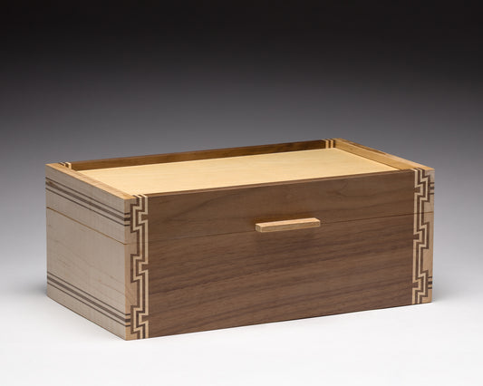 Box - 4 Inlay Walnut with Maple
