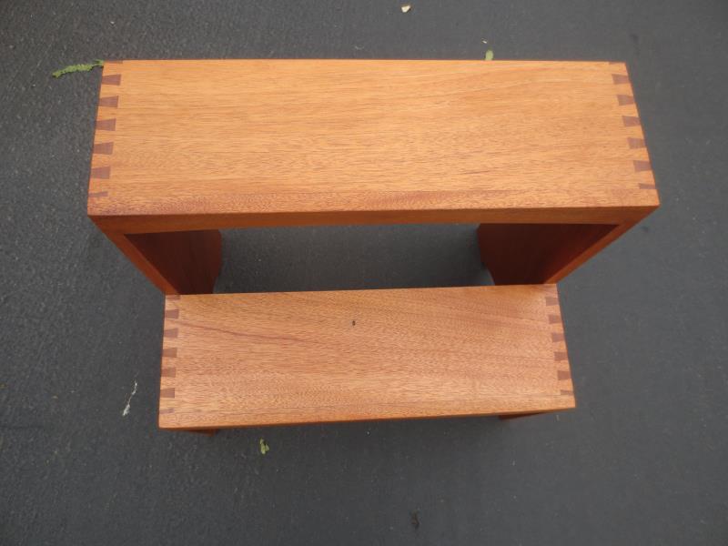 Furniture - Step Stool (Mahogany)